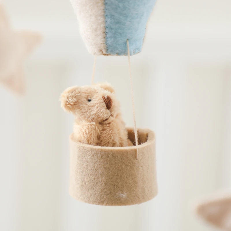 Crib soothing mobile