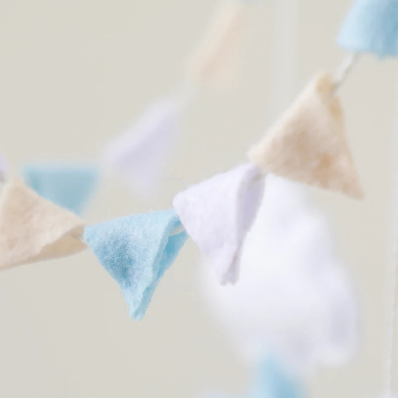 Crib soothing mobile
